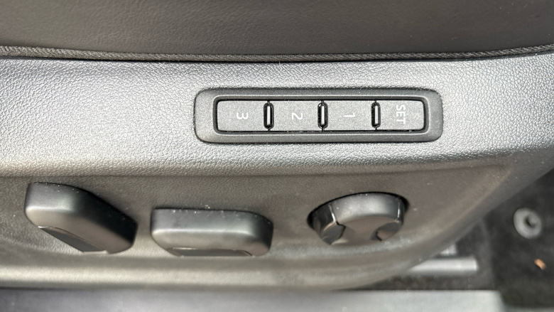 Skoda Kodiaq 2.0 TSI 190 Sport Line 4x4 5dr DSG [7 Seat] Petrol Estate